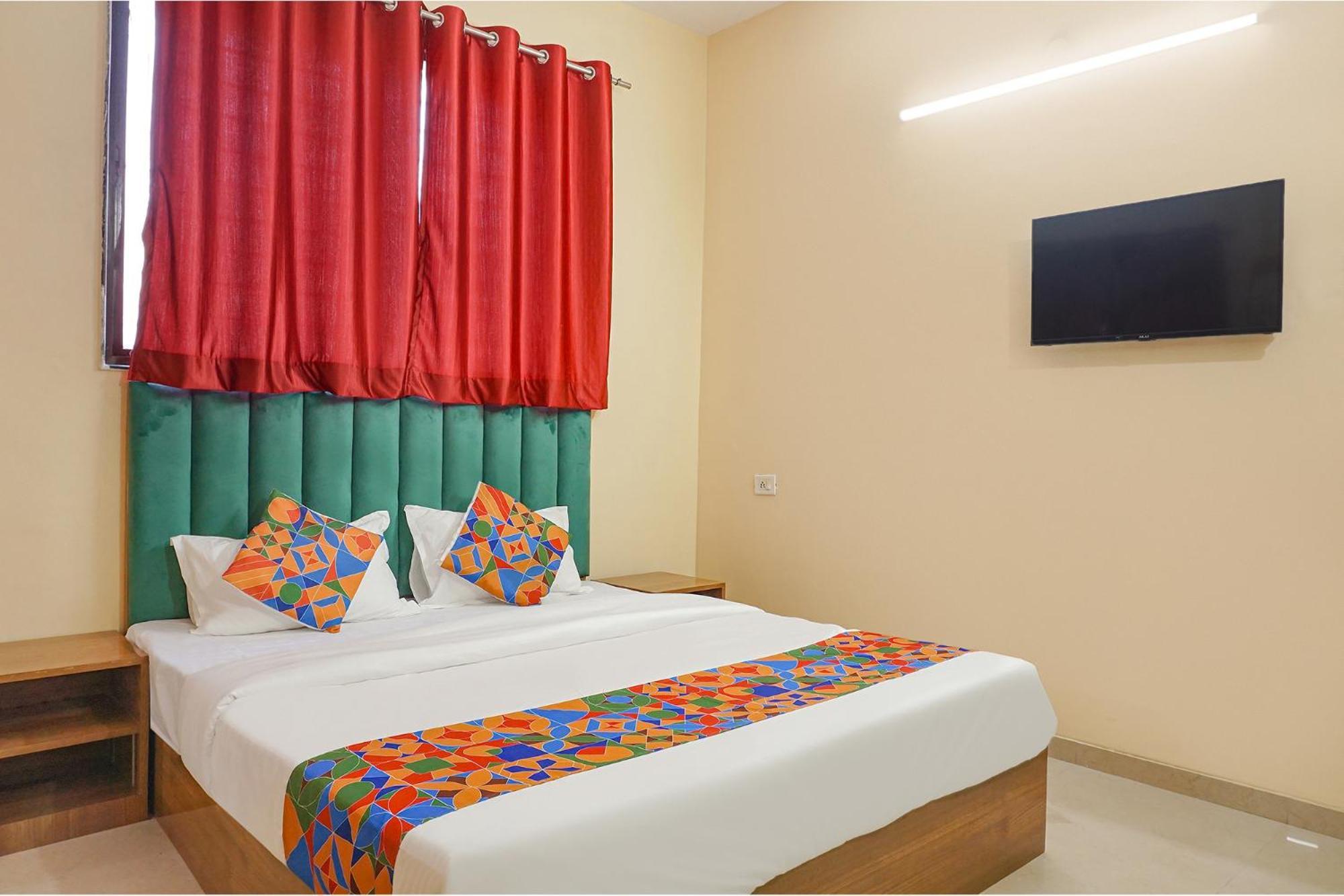 Fabhotel Falcon Inn -Behind The Dmart Baner Pune Eksteriør bilde